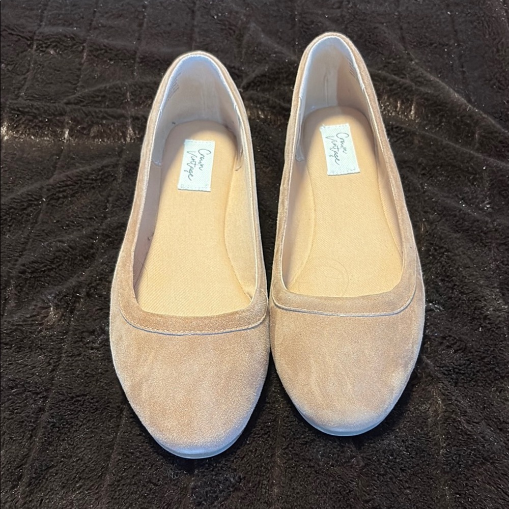 Crown Vintage Tan Flats Classic Suede Loafers